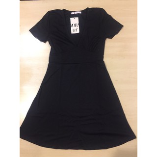 ชุดเดรสคอวี ผ้านิ่ม ใส่สบาย ของใหม่โล้ะสต็อก 130฿
