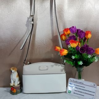 Kate Spade Grove Street Millie Crossbody WKRU4194
Color: Beige / White