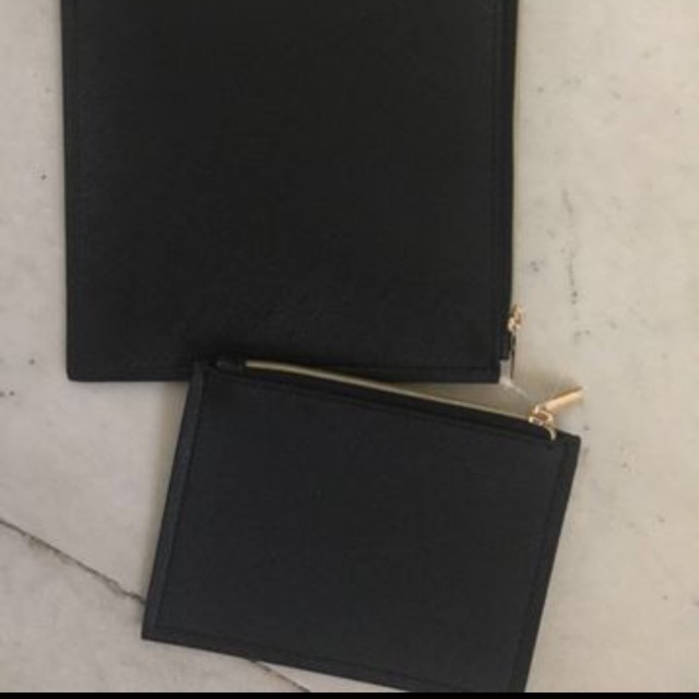 กระเป๋าสตางค์ 1 แถม 1