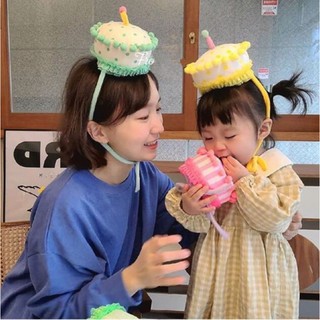 birthday cake hat 🎂 หมวกวันเกิดน่ารักๆ ขนาดรอบหมวก 48-52 cm เส้นผ่าศูนย์กลาง 11 cm  คือน้องน่ารักมาก พร้อมส่งจ้า