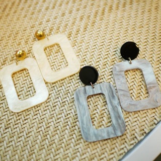 ‘We go marb’ earring