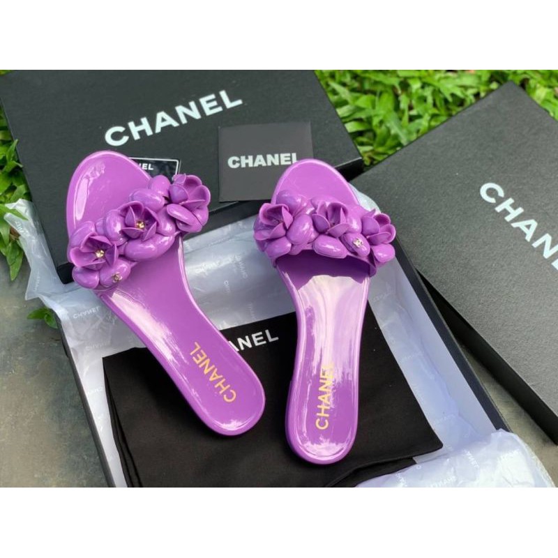 รองเท้าแตะ​แบบสวม​ Chanel​