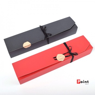 【 Point 】กล่องกระดาษใส่ช็อคโกแลต และมาการอง ขนาด 24x5.5x3.5 ซม. ฟรีริบบิ้น 60 ซม.
