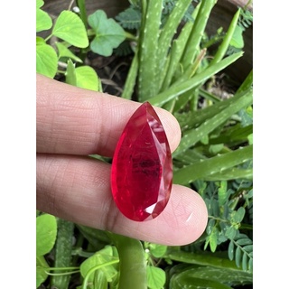 Labmade Flame Fusion Corundum Ruby(Inclusion) pear 13x25, 25cts.