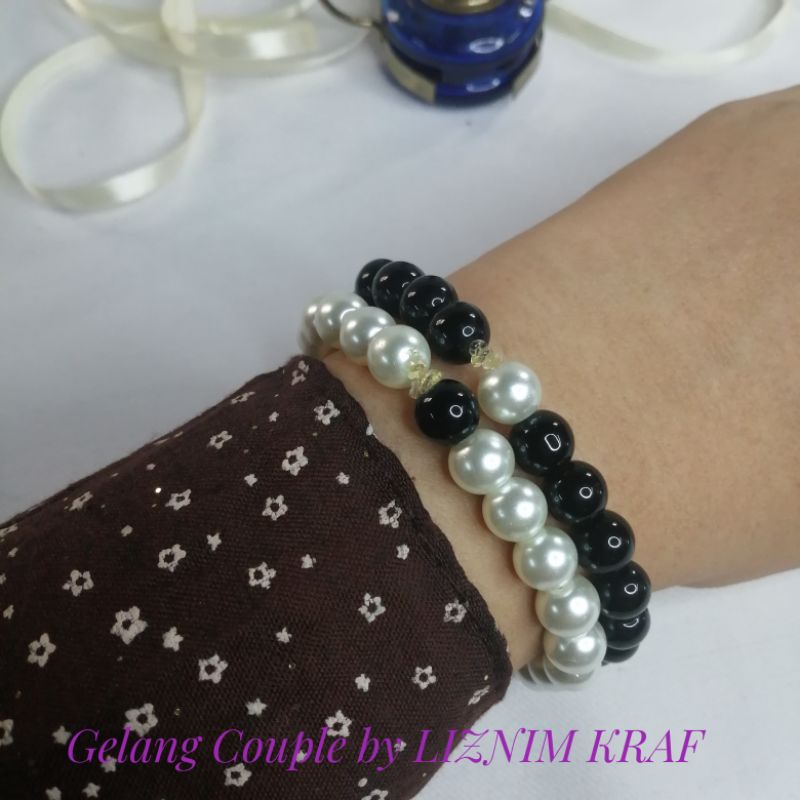 VIRAL LIZNIM HANDMADE GELANG COUPLE GLASS PEARL BLACK WHITE HITAM PUTIH