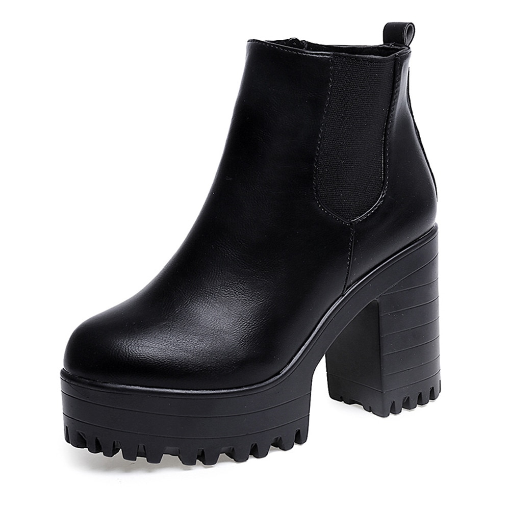 solid round toe heeled boots