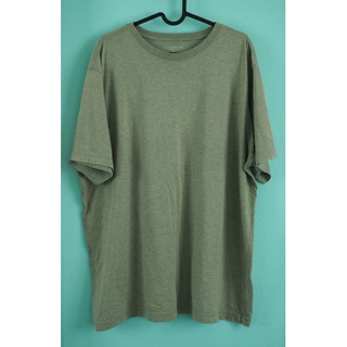 เสื้อยืดมือสอง สีพื้น สีเขียวอ่อน ผ้านิ่ม ใส่สบาย ทรง oversize