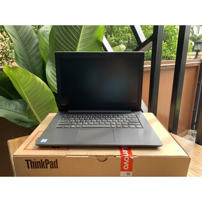 Lenovo v330 i5-8250Uเครื่องสวยม้วกก สภาพดี Windows 11 Pro แท้พร้อมใช้งาน