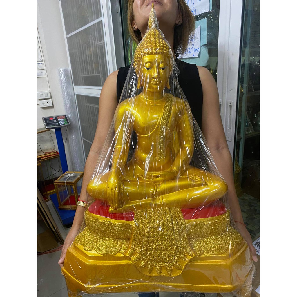 พระพุทธรูปปางมารวิชัย ปางสดุ้งมาร เป็นพระประทานได้องค์ใหญ่มาก สูง31นิ้ว กว้าง20นิ้ว อลังการงานสวยแข็งแรง ปลุกเสกจากวัด