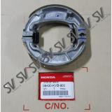 ผ้าเบรคหลัง รุ่น คลิก 110 คาบู ของแท้จากศูนย์ฮอนด้า ( 06430-KVB-900 )