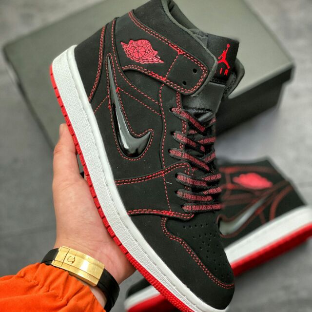 Original Nike Air Jordan 1 Mid “Fearless”
