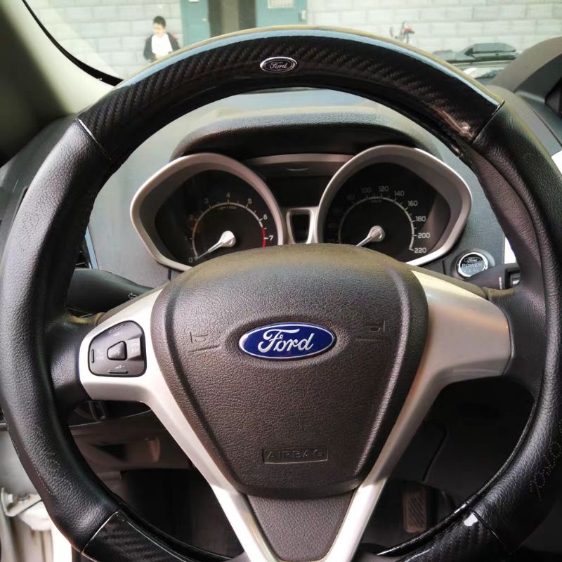 ปลอกหนังหุ้มพวงมาลัย คาร์บอนไฟเบอร์ สําหรับ Ford Ranger Fiesta Econsport Kuga Focus