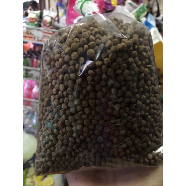 อาหารปลา 9932 5 kg ขนาดกลาง