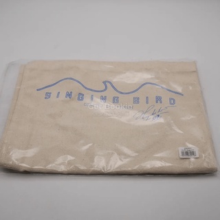กระเป๋าผ้า Singing Bird Concert By Request ของสะสมพี่เบิร์ด ธงไชย (มือหนึ่ง)