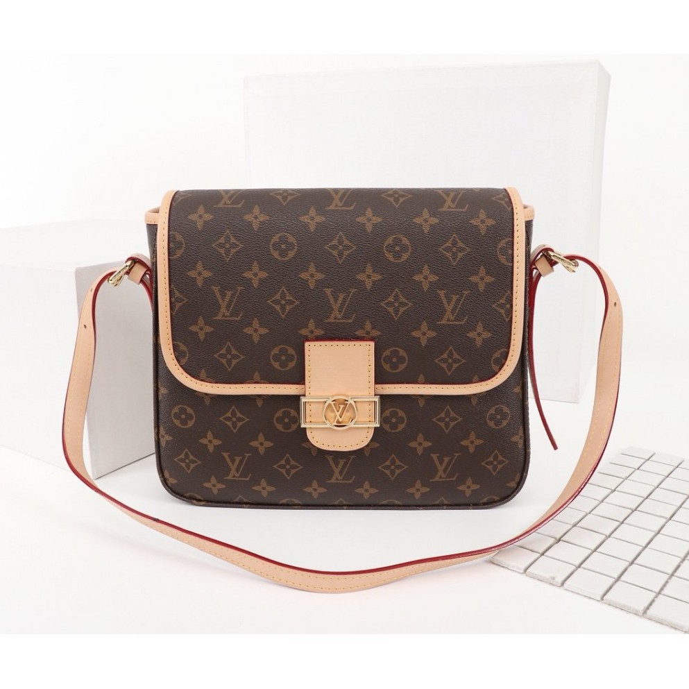 LV Louis Vuitton Shoulder Bag Crossbody Bag Canvas Presbyopic messenger ...