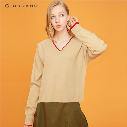 GIORDANO WOMEN V-neck drop-shoulder loose sweater 05359615