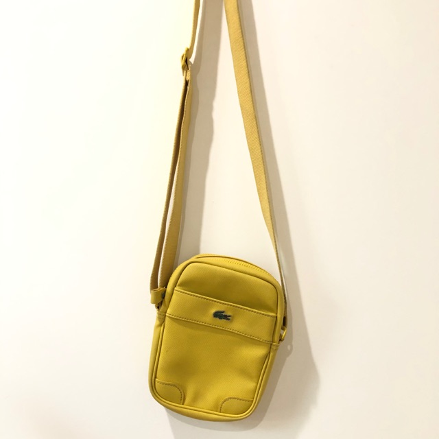กระเป๋า Lacoste แท้มือสอง