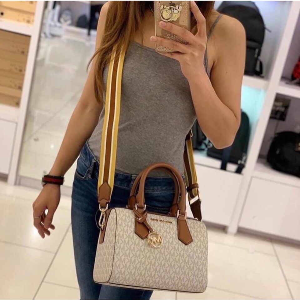 กระเป๋า MK MICHAEL KORS ARIA SIGNATURE SMALL SATCHEL CROSSBODY BAG ? |  Shopee Thailand