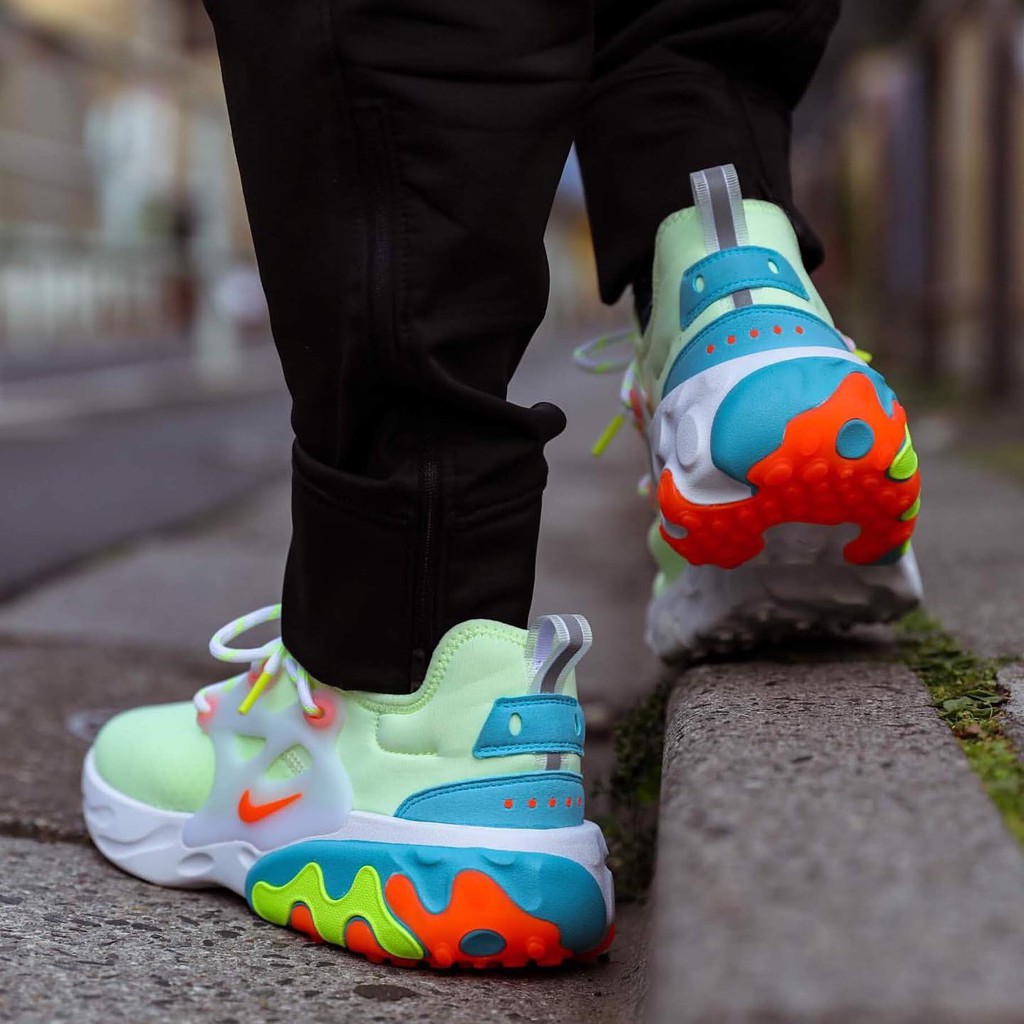 Nike React Presto Psychedelic Lava (AV2605-700) สินค้าลิขสิทธิ์แท้