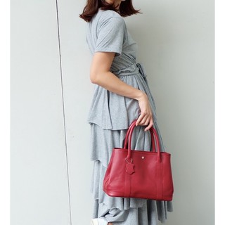 กระเป๋าถือหนังแท้ Genuine leather Handbag ทรง Garden Party หนังแบบ Saffiano - Red