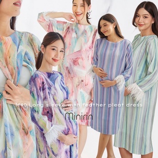 ราคาเดรสคลุมท้อง เดรสให้นม Minirin ลด 65.- ใส่โค้ด 🧸Y6JXJBFR🧸 รุ่น M40 Long sleeve with feather pleat dress ชุดให้นมทำงาน