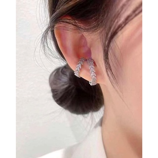 Jewie ear cuff(1 pc)  ตุ้มหูคล้องทรงเก๋ ดูดี เรียบหรู ดูชิคมากค่ะ มี 2 สี สีทองและสีเงิน