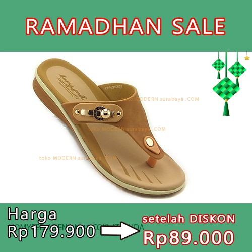 HOMYPED ADENA N 42 LIGHT BROWN รองเท้าแตะผู้หญิง