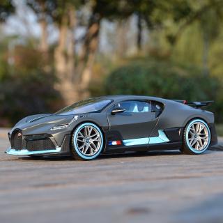 Maisto 1:24 Bugatti Divo รถหล่อแบบคงที่โมเดลของเล่นงรถยนต์านอดิเรกของสะสม