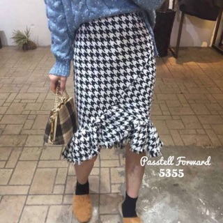 Korea tweed shinori skirt กระโปรง ผ้าทวีตลายชิโนริสุดหรู ระบายหางปลา ทรงสอบพอดีตัว
