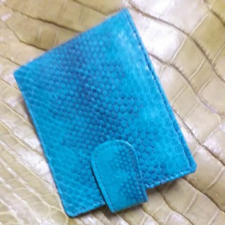 python wallet กระเป๋าสตางค์หนังงูทะเล