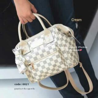 เช็คสินค้าก่อนสั่ง กระเป๋าหนังลาย Damier บนตัวกระเป๋าและสาย