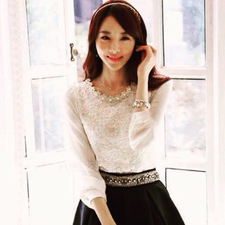 เสื้อชีฟองแต่งคอหวานๆ/Pearl white blouse