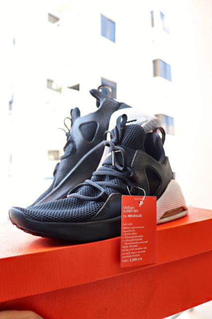 nike wmns air alluxe