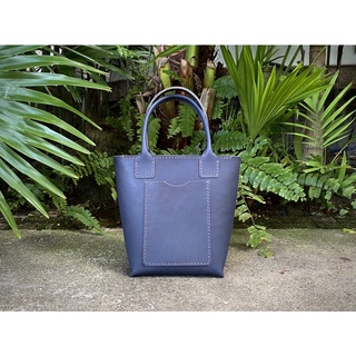 Tool tote S in Navy by Korapinbagbkk กระเป๋าหนังแท้ เย็บมือ