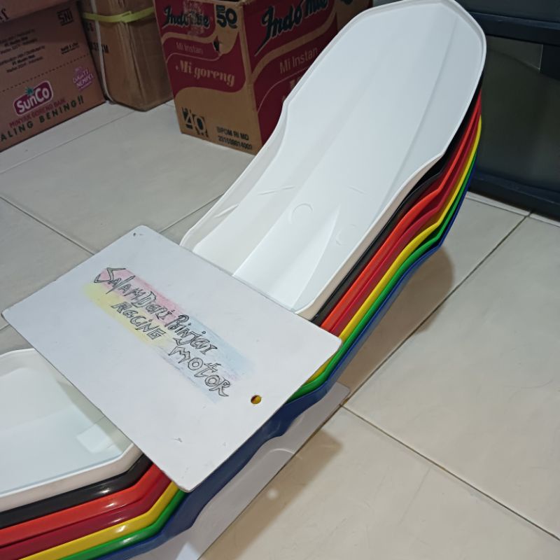 TRAIL FRONT FENDER / TRAIL FRONT FENDER RM 80 RM80 KLX 150 FRONT TRAIL KLX 150 FRONT FENDER KLX WING