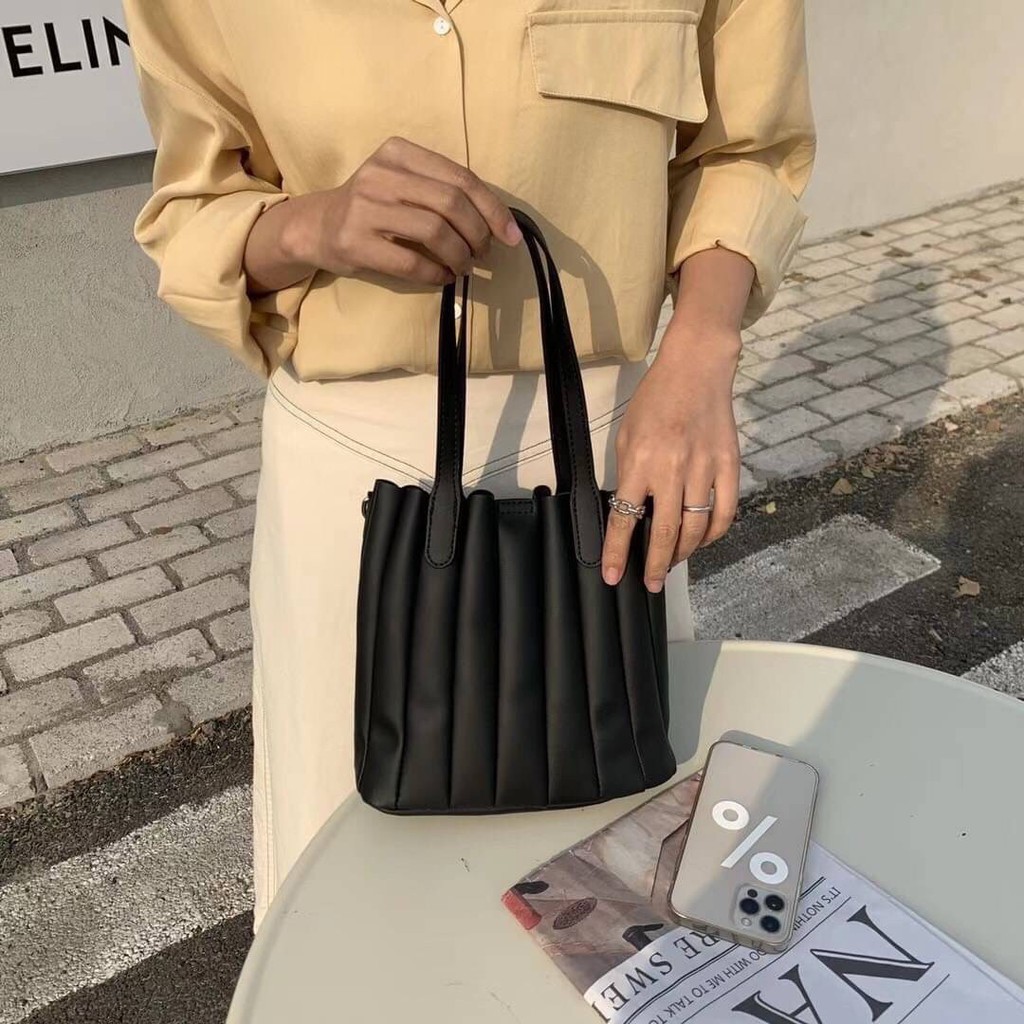 Korean Style Pleat Bag กระเป๋าพลีท กระเป๋าหนัง PU กระเป๋าสะพายข้าง