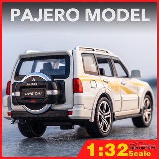 Klt โมเดลรถยนต์ Mitsubishi Pajero 1:32 ของเล่นสําหรับเด็กผู้ชาย