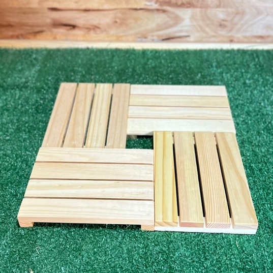 BS21-1 ไม้พาเลท รองกระถางต้นไม้ แบบซี่ ต้นกระบองเพชร ต้นไม้ด่าง สิ่งของโชว์ต่างๆ ขนาดกxยxส15x20x2.4cm.