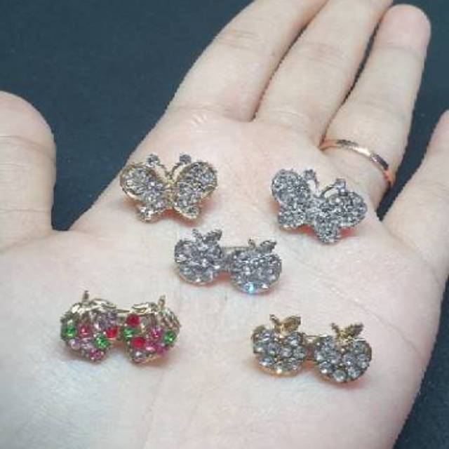 เข็มกลัดคางคลิปฮิญาบหรูหรามิกกี้จัดส่งฟรี CHAT ADMIN