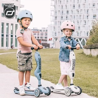 Scoot And Ride Highway Helmet หมวกกันน็อคเด็ก สำหรับเล่น Scooter สวมใส่ง่าย มาพร้อมไฟ Led 3 ระดับ