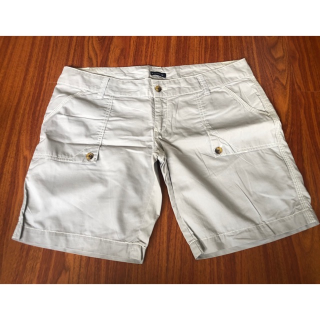 กางเกงขาสั้น DOCKERS