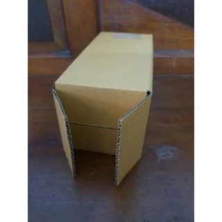 กล่องพัสดุ กล่องไปรษณีย์ ไม่พิมพ์หนา3ชั้น ทรงสูง10×10×20/25/30/40/13x13x30