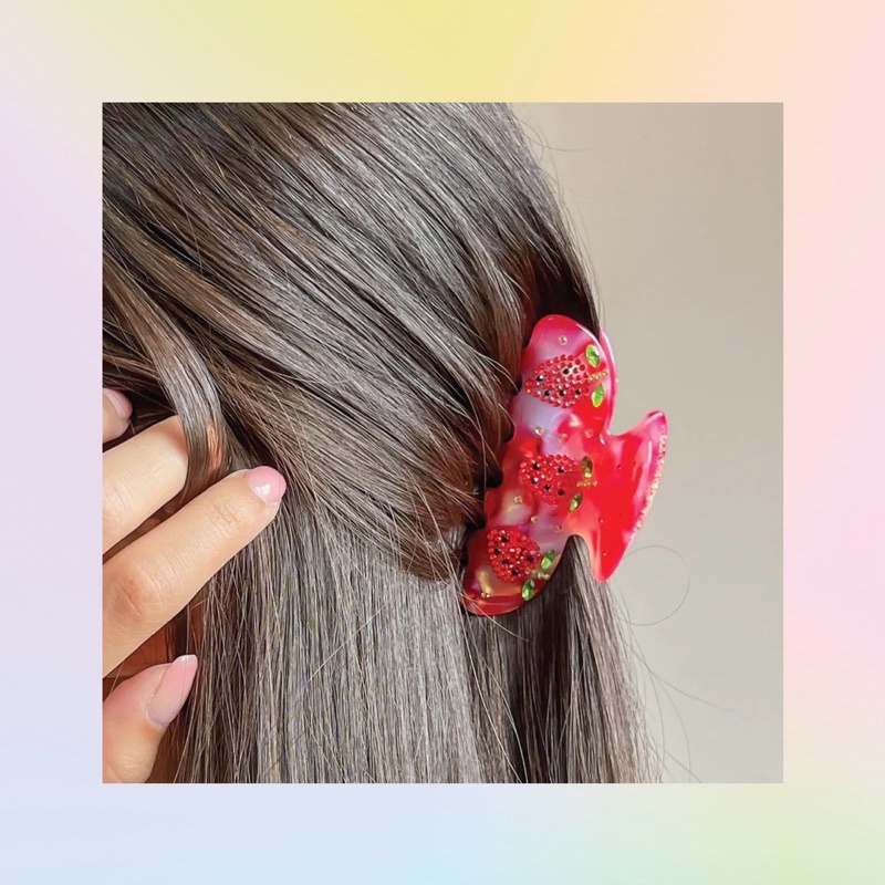 Emi Jay - Glow Strawberry Clip 🍓
