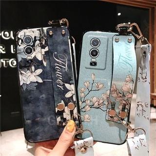 2021 เคสมือถือใหม่สำหรับ VIVO Y76 5G เคสดอกไม้แวววาวแวววาวพร้อมขายึดสายรัดข้อมือและสายคล้องแบบปรับได้สะพายข้างฝาหลัง VivoY76 ปลอก