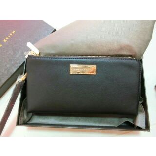 CHARLES &amp; KEITH DOUBLE ZIP WRISTLET (BLACK)(สินค้าหิ้วจากสิงคโปร์)