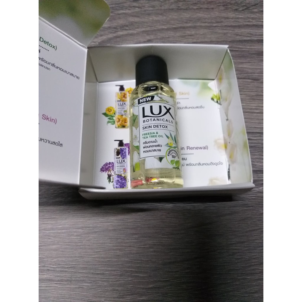 Lux Botanical Liquid Detox 30 ml ลักส์โบทานิคอล สบู่เหลว ดีท็อกซ์ 30 มล.