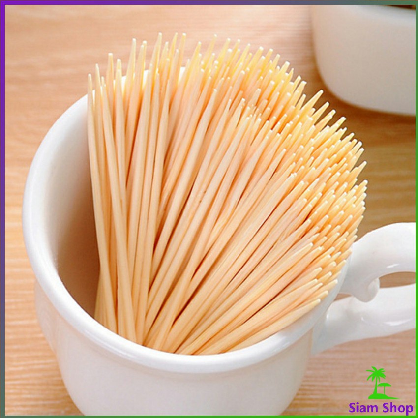 ไม้จิ้มฟันทำจากไม้ไผ่ผ่านการอบอย่างดี toothpick