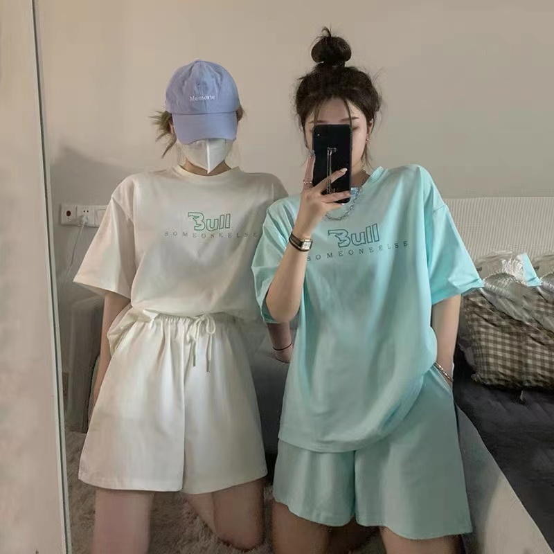 ลดล้างสต็อคเพิ่ม15-30% ชุดเซ็ท2ชิ้น น่ารักมากๆ พิมพ์ลายตัวอักษรฟ้อนท์น่ารักๆ เสื้อคอกลมกางเกงเอวยืด #804