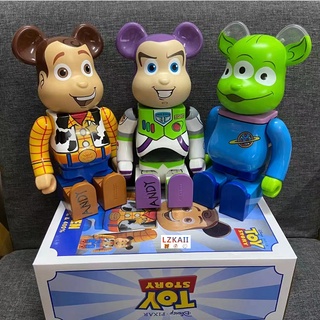 Bearbrick × Toy Story - Buzz Lightyear Woody Alien 400% เวอร์ชั่นที่ 28 ซม. 25 ฟิกเกอร์แอกชัน ข้อต่อเกียร์ ของเล่น ของสะสม