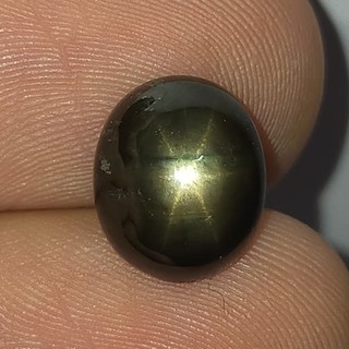 พลอย สตาร์ แซฟไฟร์ ธรรมชาติ แท้ ( Natural Black Star Sapphire ) หนัก 6.15 กะรัต